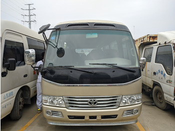 Minibuss TOYOTA