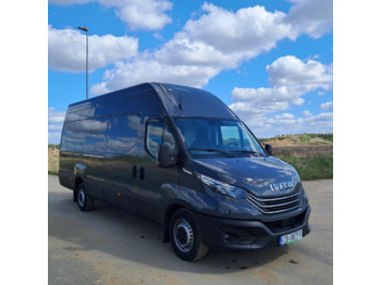 Skåpbil IVECO Daily 35s18