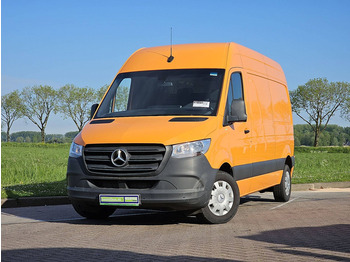 Små skåpbil MERCEDES-BENZ Sprinter 211