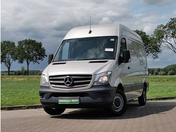 Små skåpbil MERCEDES-BENZ Sprinter 211