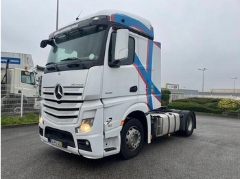 Dragbil MERCEDES-BENZ Actros 1845