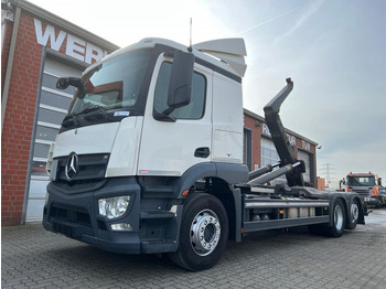 Lastväxlare lastbil MERCEDES-BENZ Actros 2543