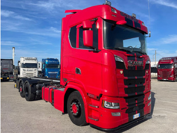 Containerbil/ Växelflak lastbil SCANIA S 500