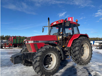 Traktor CASE IH