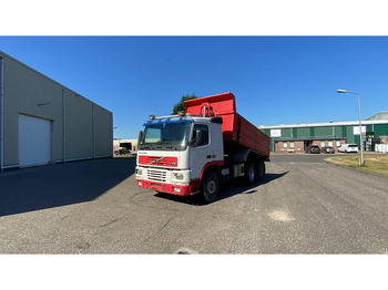 Tippbil lastbil VOLVO FM12 420