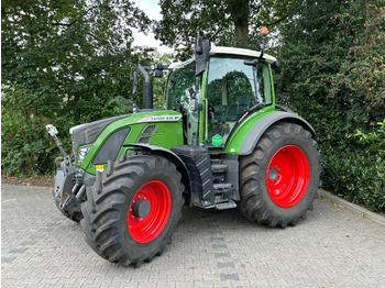 Traktor FENDT 516 Vario