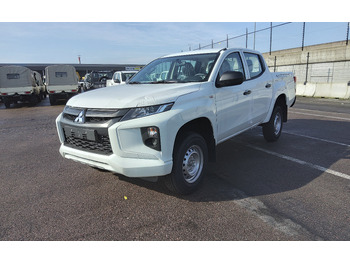 Personbil MITSUBISHI L200