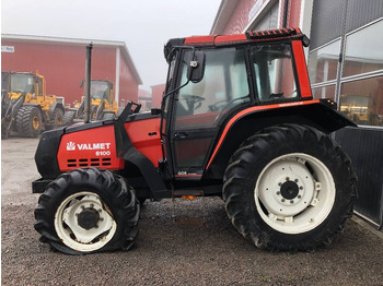 Traktor VALMET