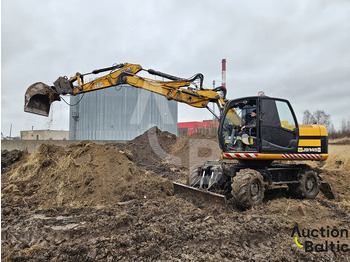 Grävmaskin på däck JCB JS145W