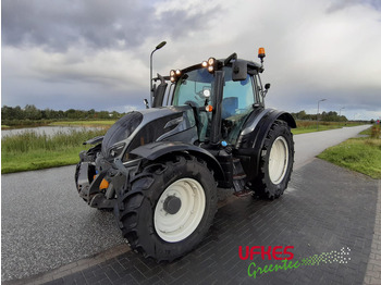 Traktor VALTRA N134