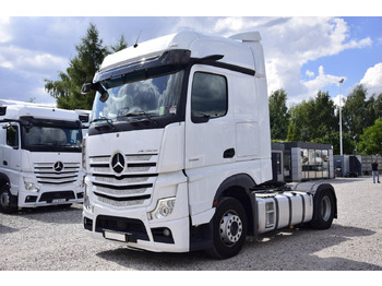 Dragbil MERCEDES-BENZ Actros 1845