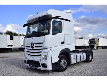 Dragbil MERCEDES-BENZ Actros 1845