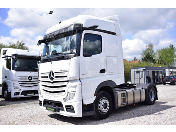 Dragbil MERCEDES-BENZ Actros 1845