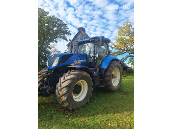 Traktor NEW HOLLAND T7