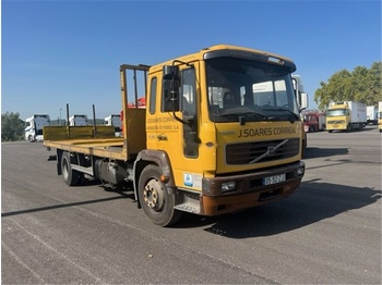 Flakbil VOLVO FL 220