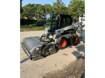 Kompaktlastare/ Slirstyrda lastare BOBCAT S550