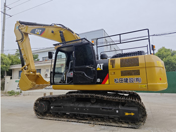 Bandgrävare CATERPILLAR 330D