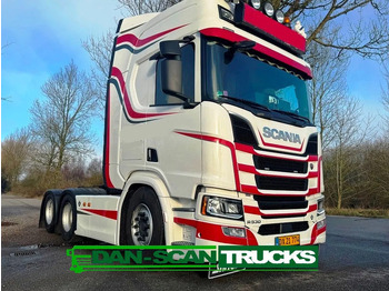 Dragbil SCANIA R 530