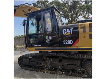 Bandgrävare CATERPILLAR 320D