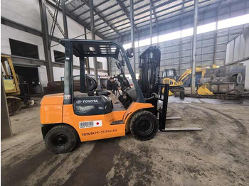 Dieseltruck Used Toyota 3ton Forklift FD30, Secondhand toyota FD30 Forklift 3ton Original Japan Used Lift Truck 3 Ton for Sale: bild 2