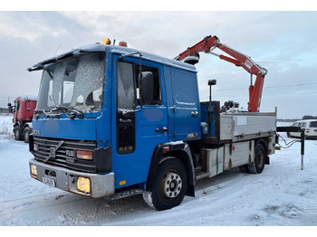 Flakbil VOLVO FL6