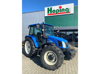 Traktor NEW HOLLAND TL90