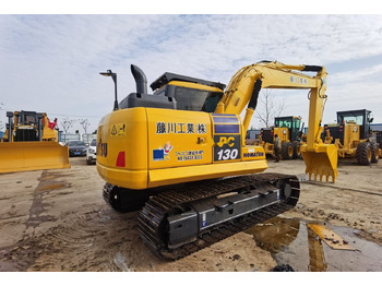 Bandgrävare KOMATSU PC130