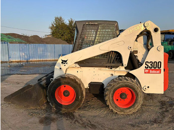 Kompaktlastare/ Slirstyrda lastare BOBCAT S300