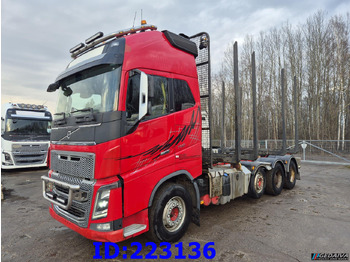 Timmerbil VOLVO FH16 750