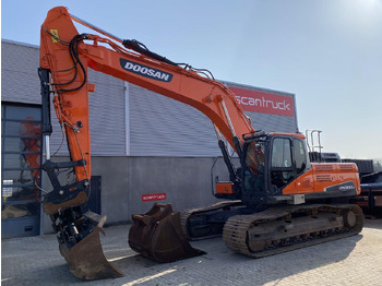 Bandgrävare DOOSAN DX300LC-5