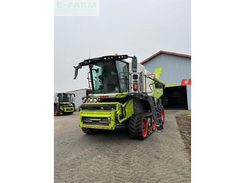 Skördetröska CLAAS Lexion 8700