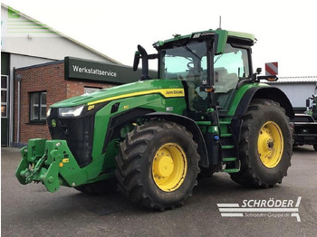 Traktor JOHN DEERE 8R Series