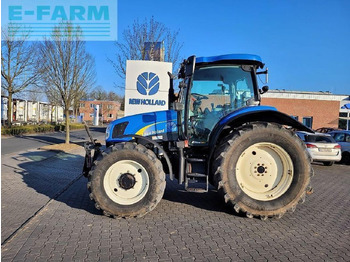 Traktor NEW HOLLAND T6020