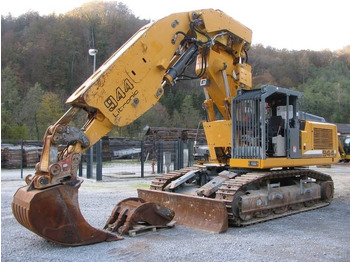 Grävmaskin LIEBHERR R 944