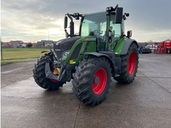 Traktor FENDT 516 Vario