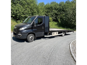 Biltransportbil lastbil IVECO Daily