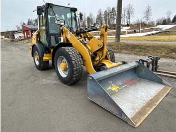 Hjullastare CATERPILLAR 906M