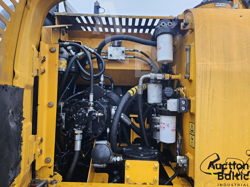 Grävmaskin på däck JCB JS 145 W: bild 17