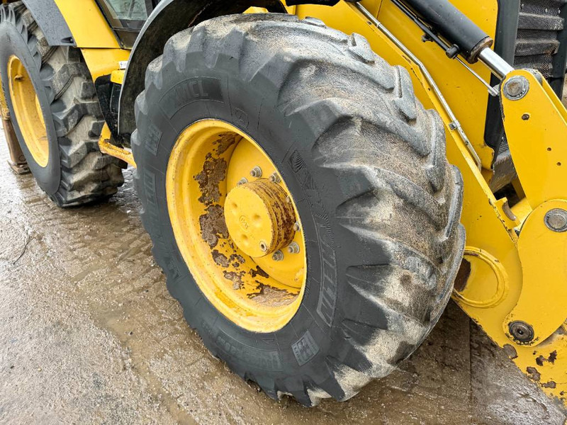 Grävlastare Cat 434F - 4 Buckets + Forks / All Wheel Steering: bild 21