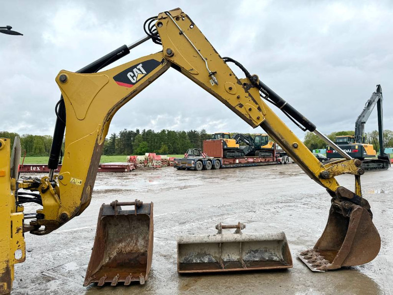 Grävlastare Cat 434F - 4 Buckets + Forks / All Wheel Steering: bild 14