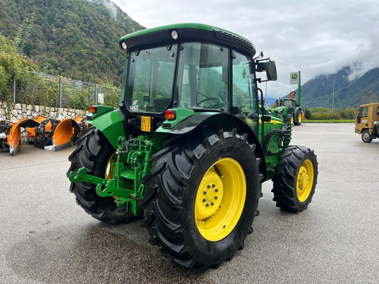 Traktor TRATTORE JOHN DEERE 5515: bild 6