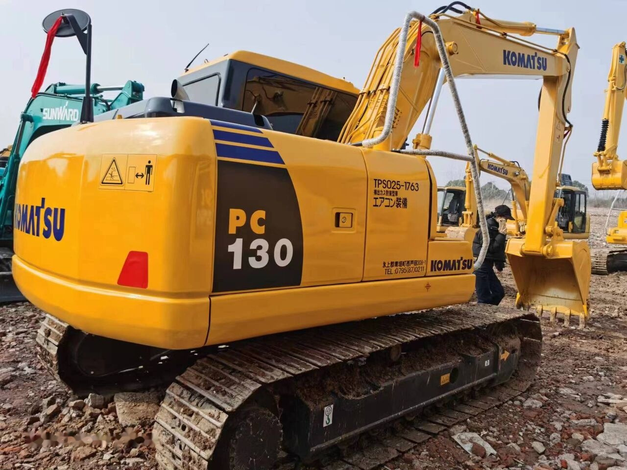 Bandgrävare Komatsu PC130: bild 10