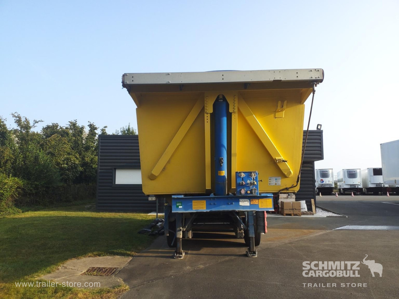 Tippbil semitrailer BENALU Tipper Alu-square sided body 29m³: bild 9