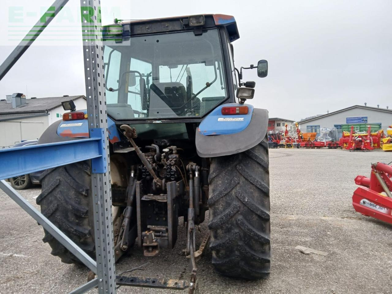 Traktor New Holland ts110: bild 8