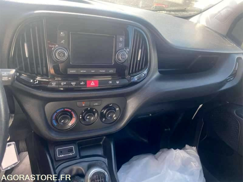 Små skåpbil Fiat Doblo Cargo 2,3M3 105 CV KIT TRIMAT 2016 - 46400KM: bild 11