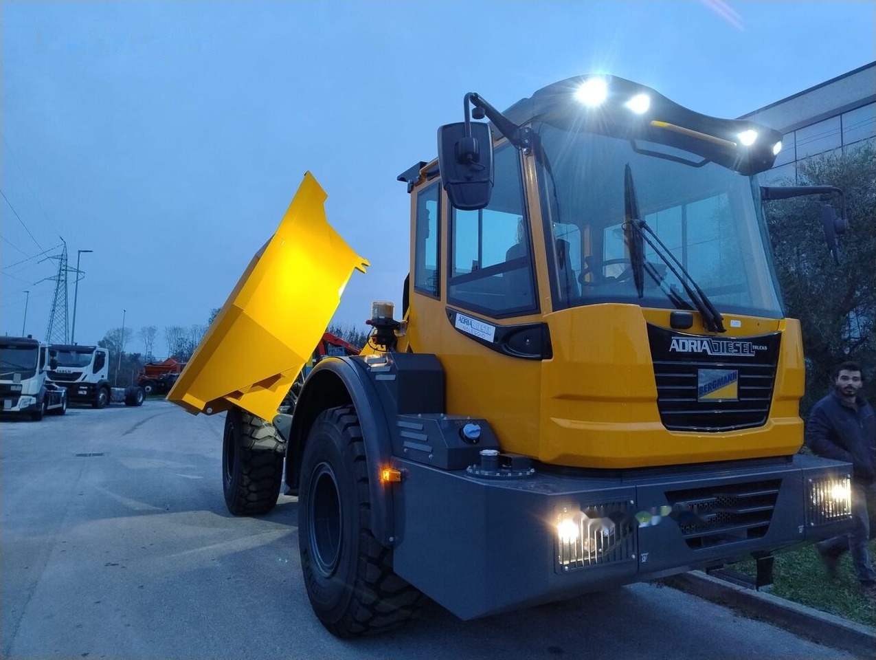 Ny Ramstyrd dumper Bergmann C815: bild 6