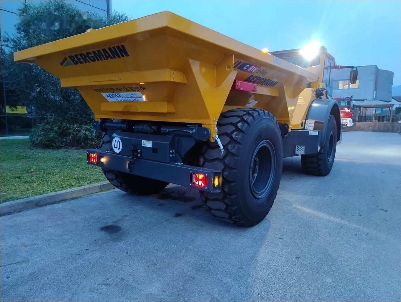 Ny Ramstyrd dumper Bergmann C815: bild 7