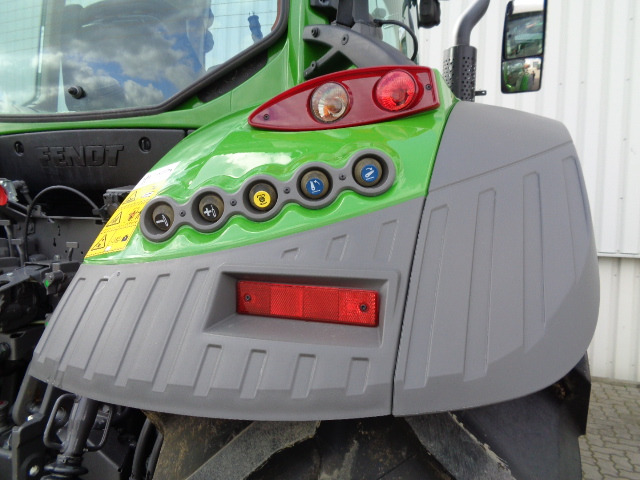 Traktor Fendt 516 Vario S4 ProfiPlus: bild 7