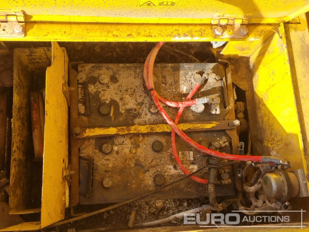 Bandgrävare Komatsu PC350LC-8: bild 32