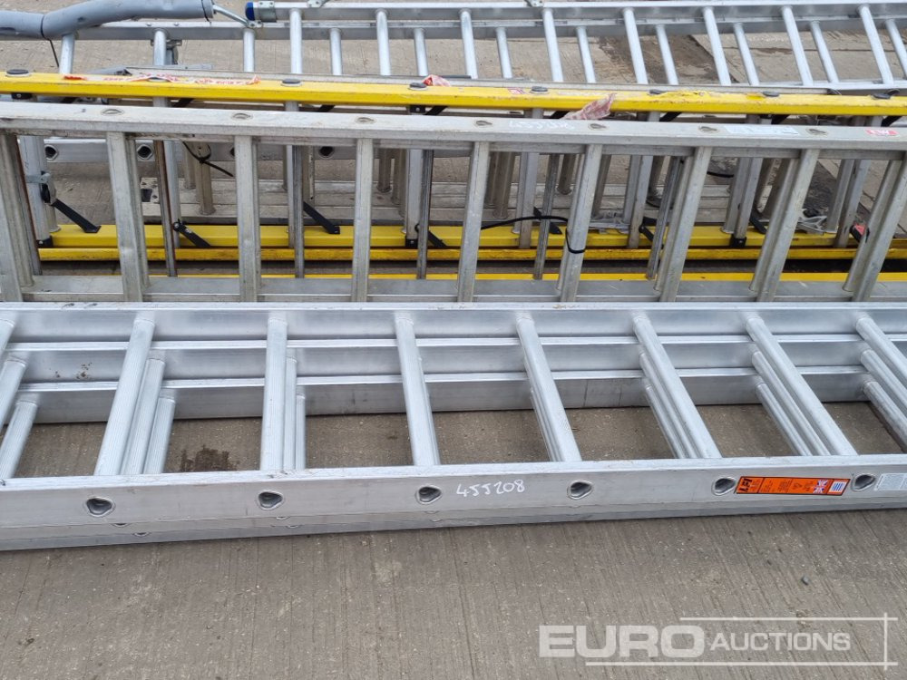 Entreprenadutrustning Ladders (5 of), Roofing Ladders (2 of): bild 20